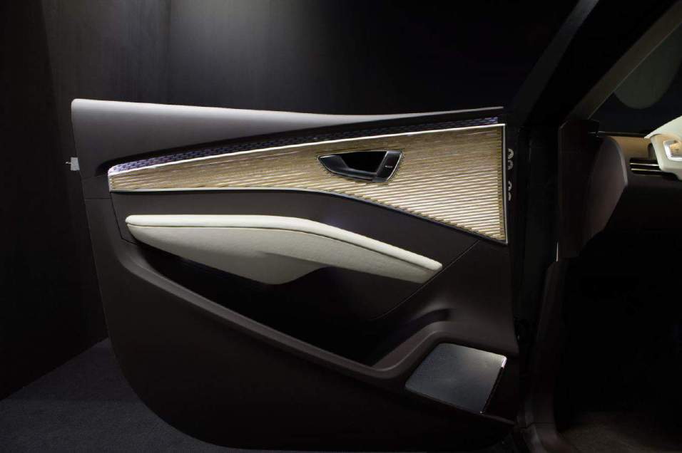 audi-matrix-oled-interior-lights_02