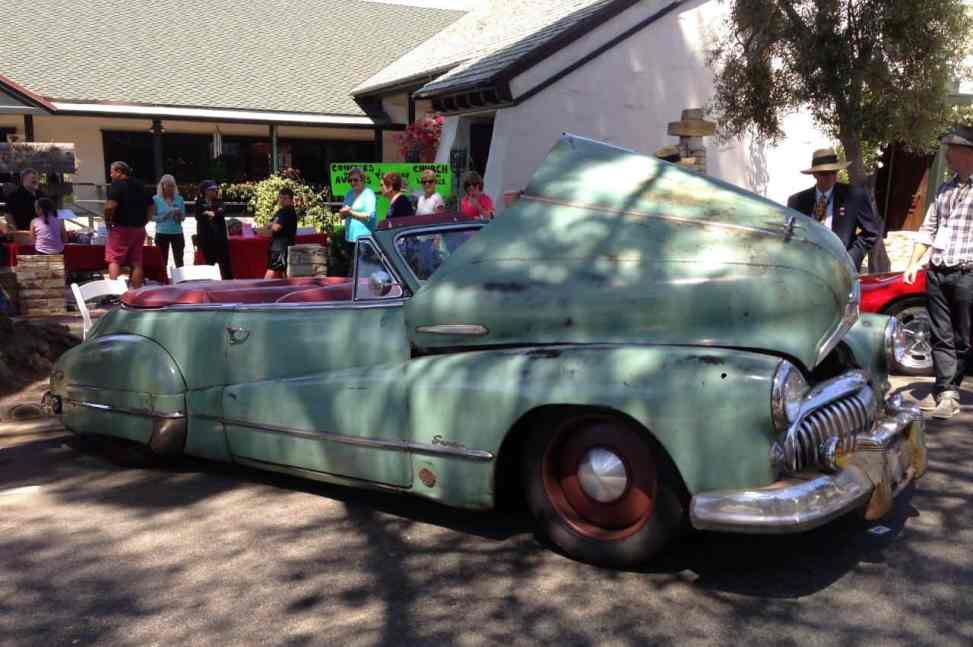 Looks like a 1942-Series Buick until you open the hood...