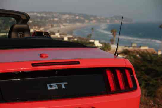 Ford Mustang GT Convertible (2016)