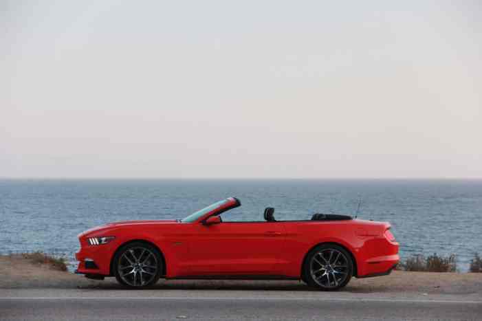 Ford Mustang GT Convertible (2016)